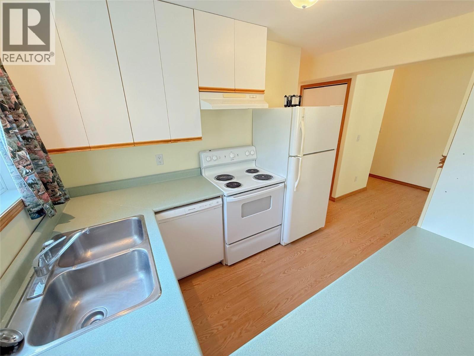 1827 FRONT STREET - 30