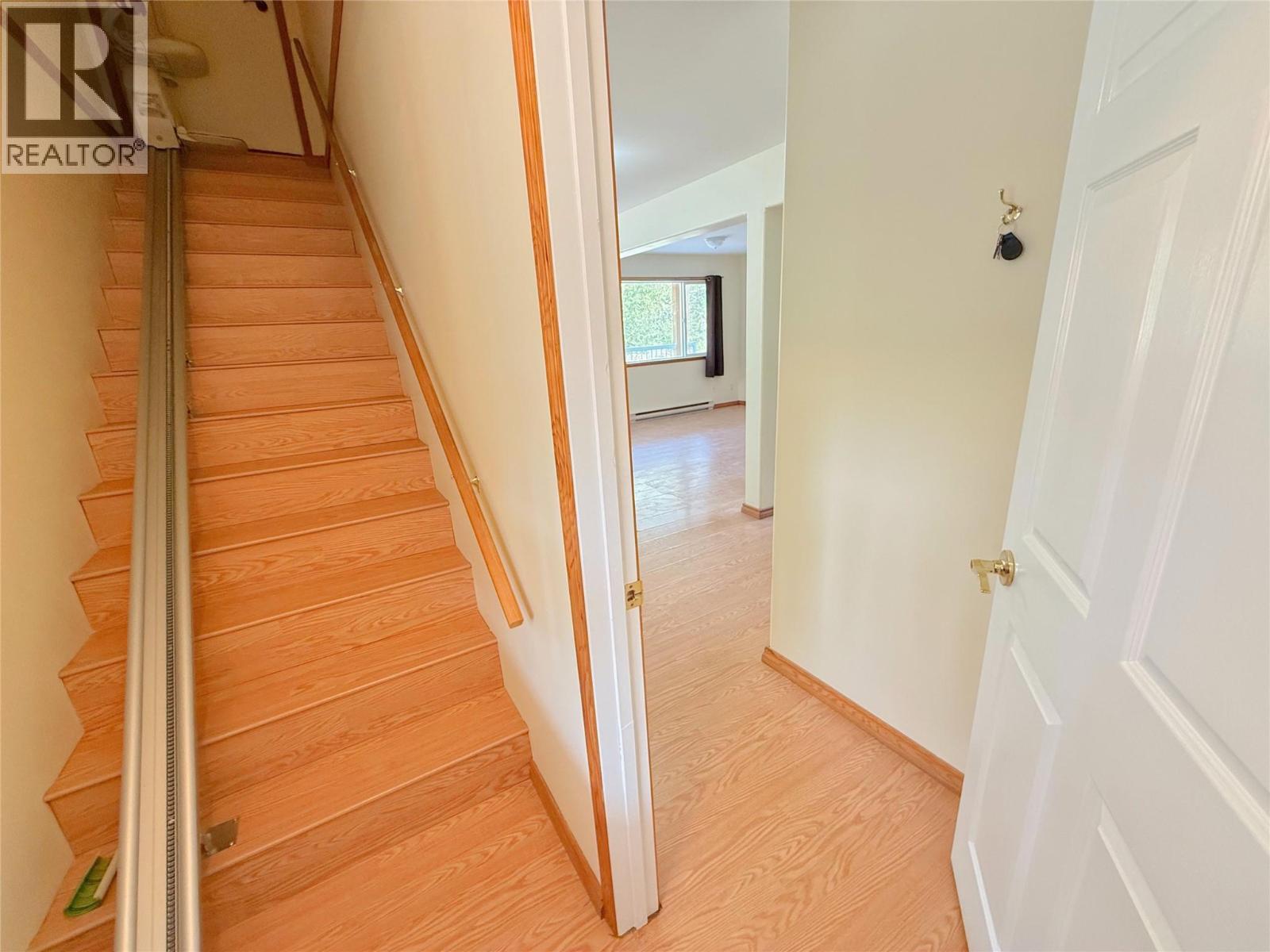 1827 FRONT STREET - 26