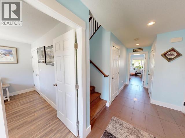 7348 LASQUETI WAY - 22