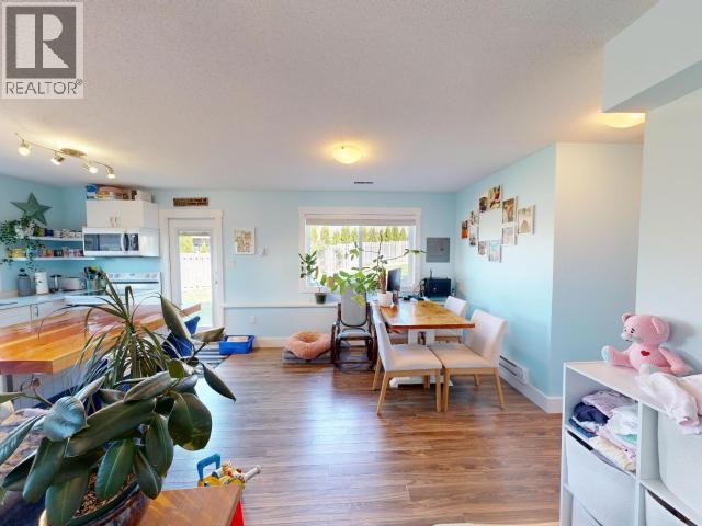 7348 LASQUETI WAY - 25