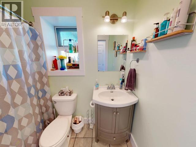 7348 LASQUETI WAY - 27