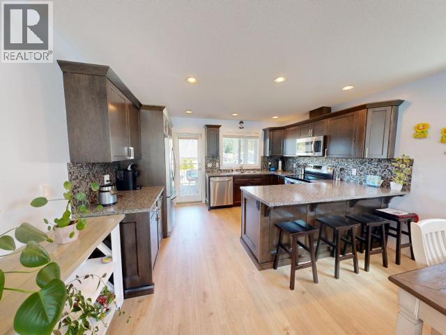 7348 LASQUETI WAY - 7