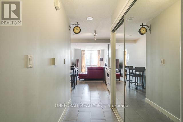 2315 - 15 FORT YORK BOULEVARD