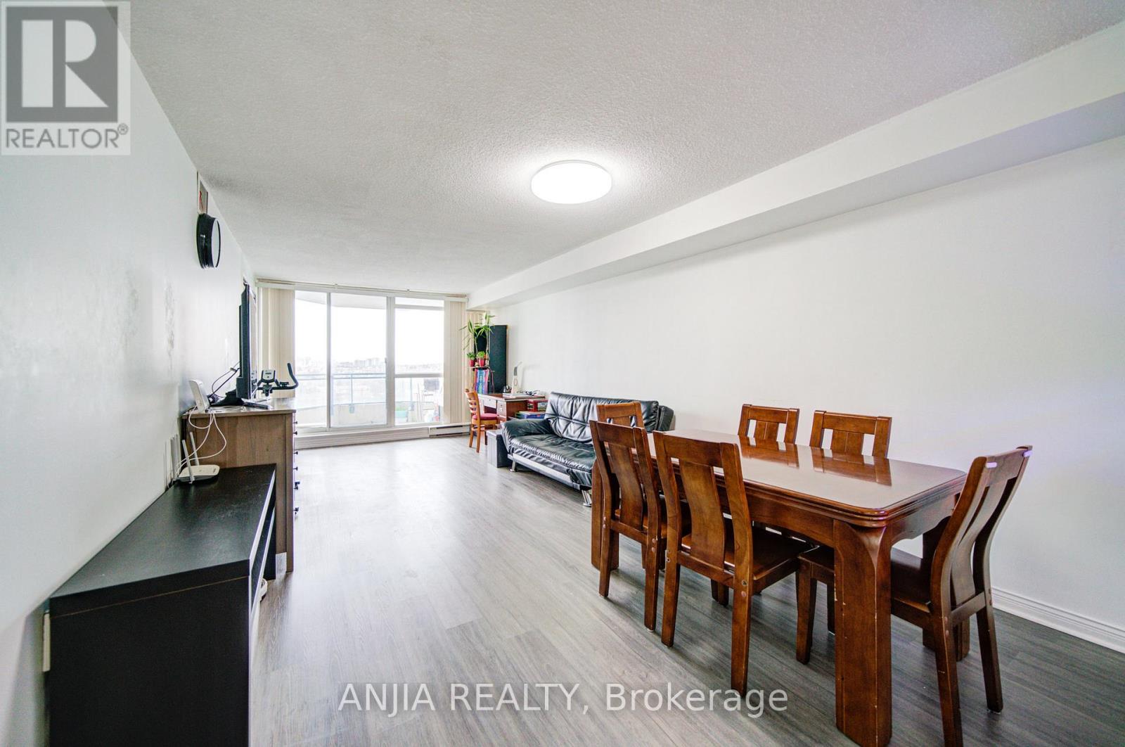 #1208 4727 SHEPPARD AVENUE E - 13