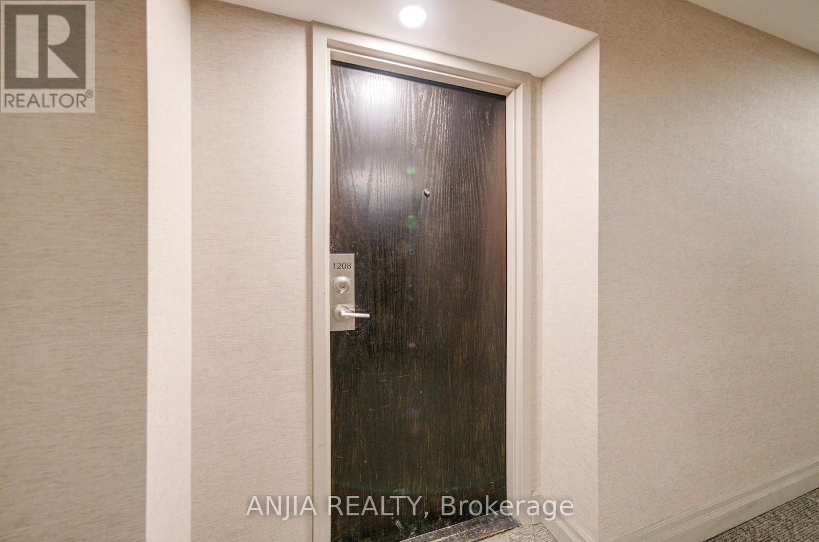 #1208 4727 SHEPPARD AVENUE E - 6