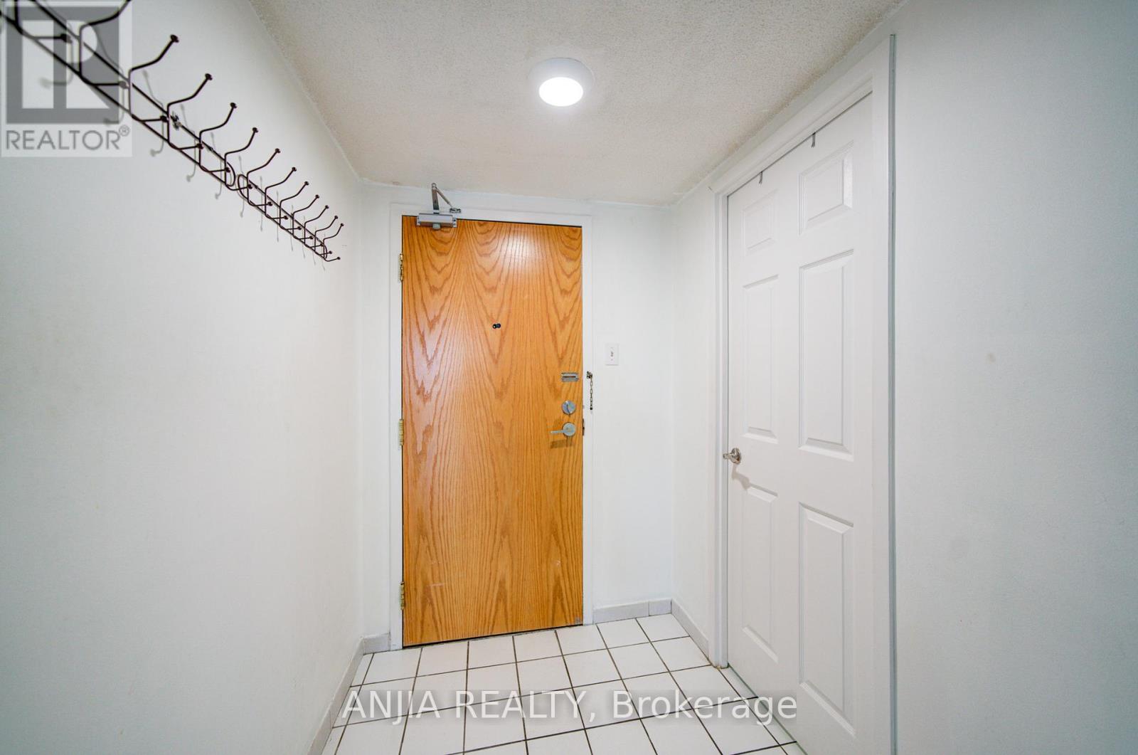#1208 4727 SHEPPARD AVENUE E - 7