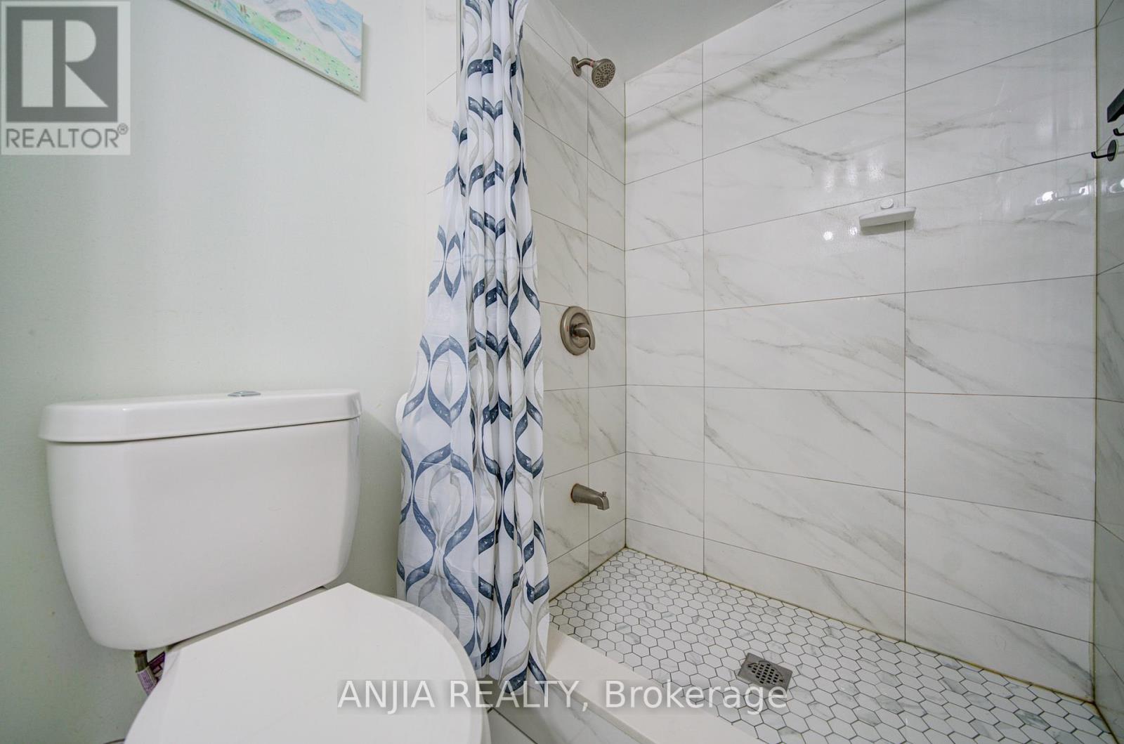 #1208 4727 SHEPPARD AVENUE E - 9