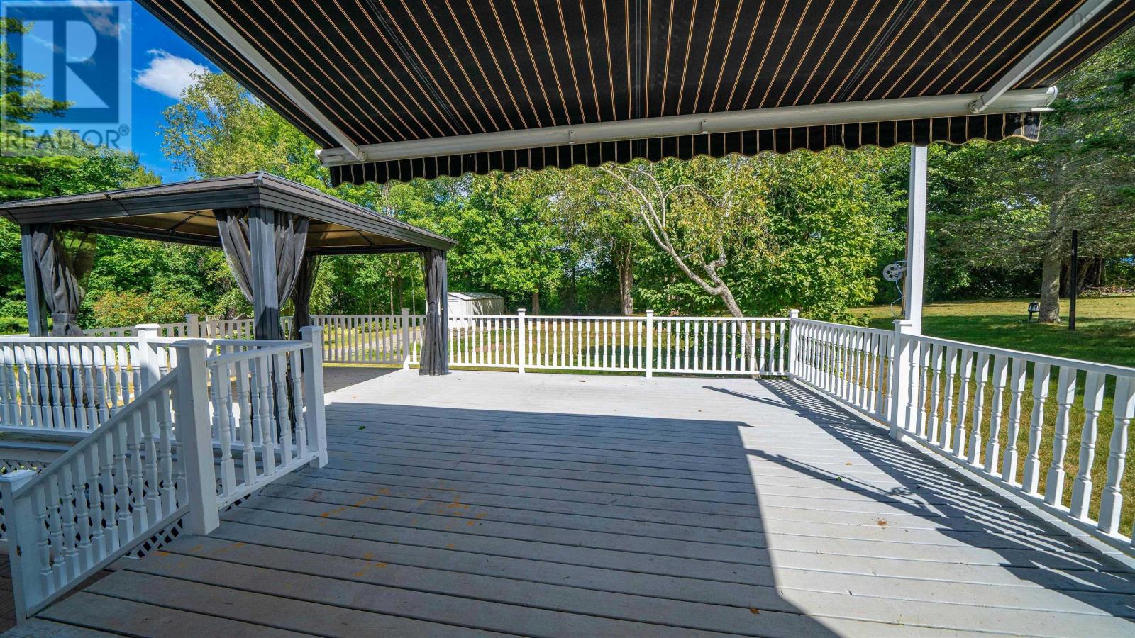 156 BROWN STREET - 40