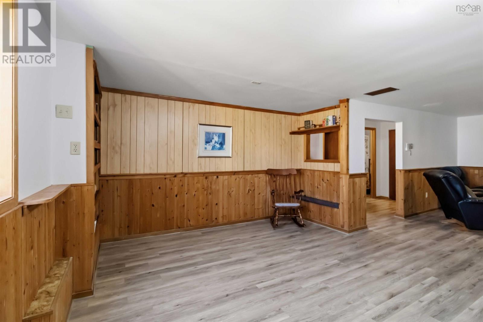 Property 23 of 40 of 69 La Pierre Crescent