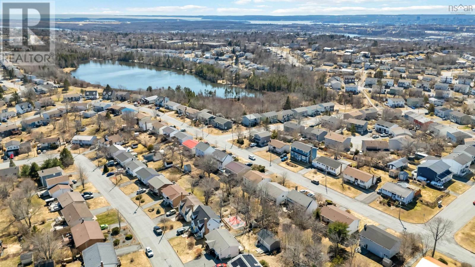 Property 37 of 40 of 69 La Pierre Crescent