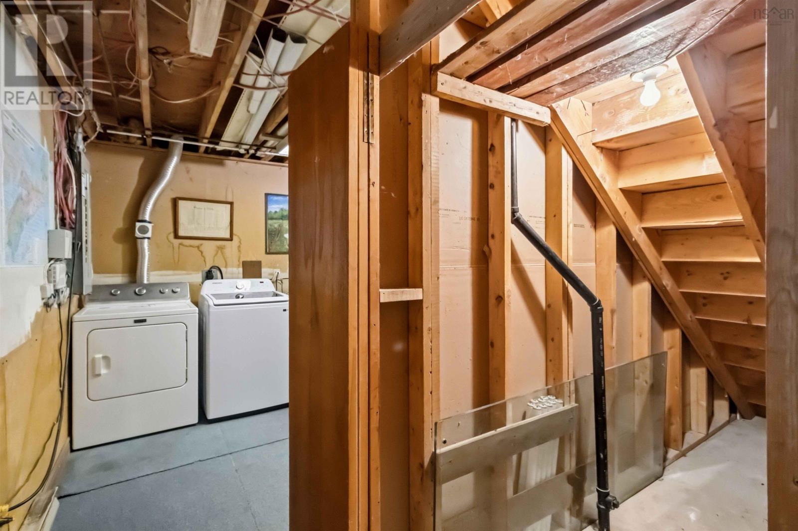 Property 29 of 40 of 69 La Pierre Crescent