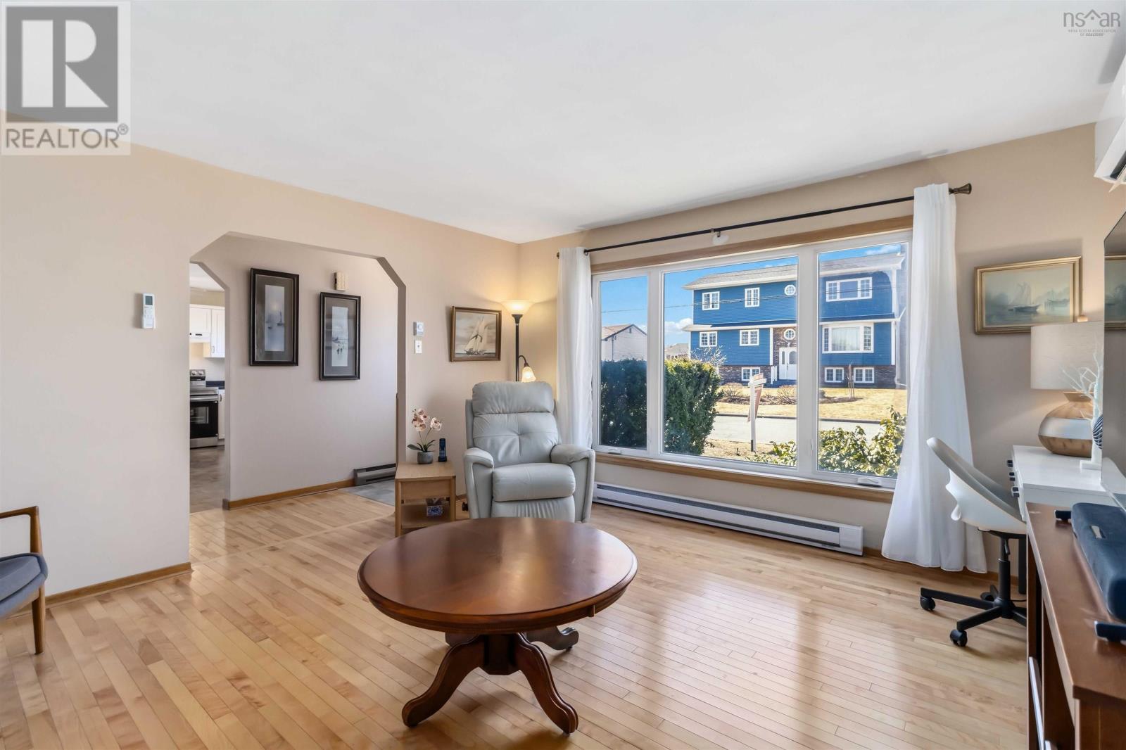 Property 7 of 40 of 69 La Pierre Crescent