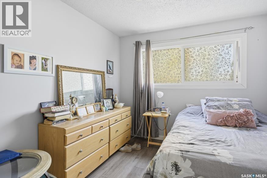 #138 140 CLANCY DRIVE - 10