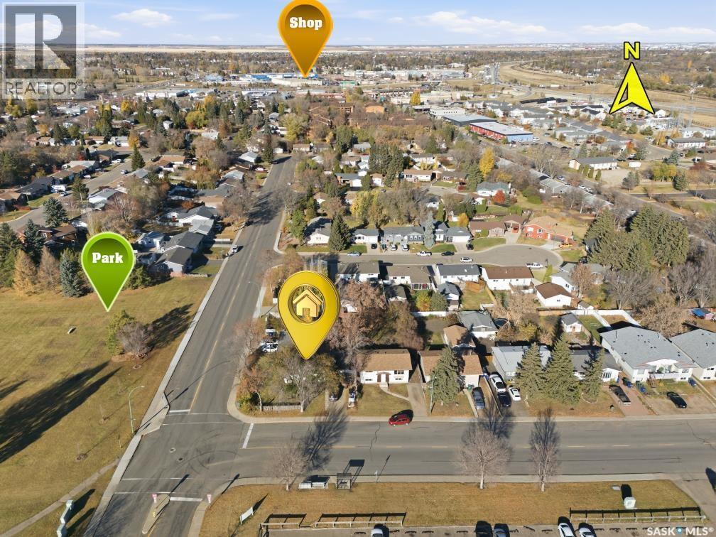 #138 140 CLANCY DRIVE - 47