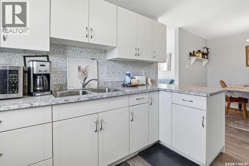 #138 140 CLANCY DRIVE - 7