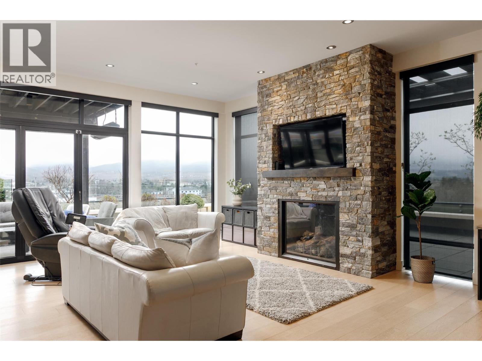 501 550 West Avenue, Kelowna