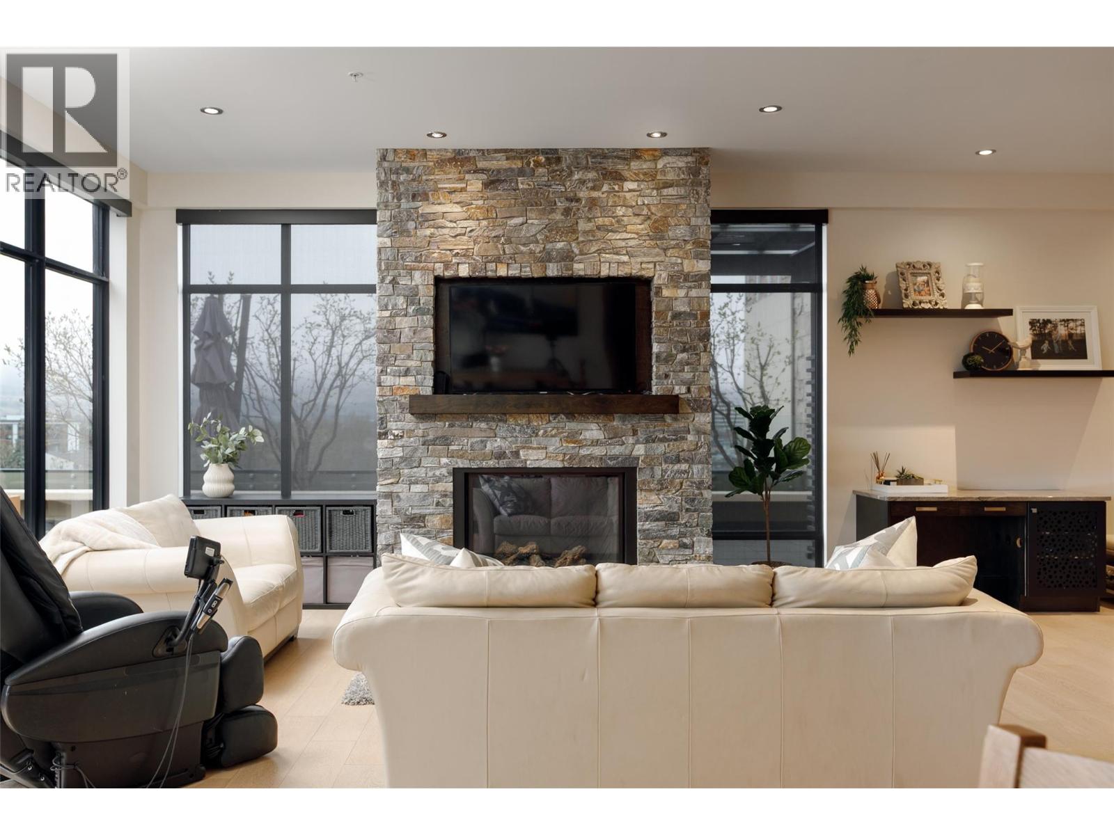 501 550 West Avenue, Kelowna