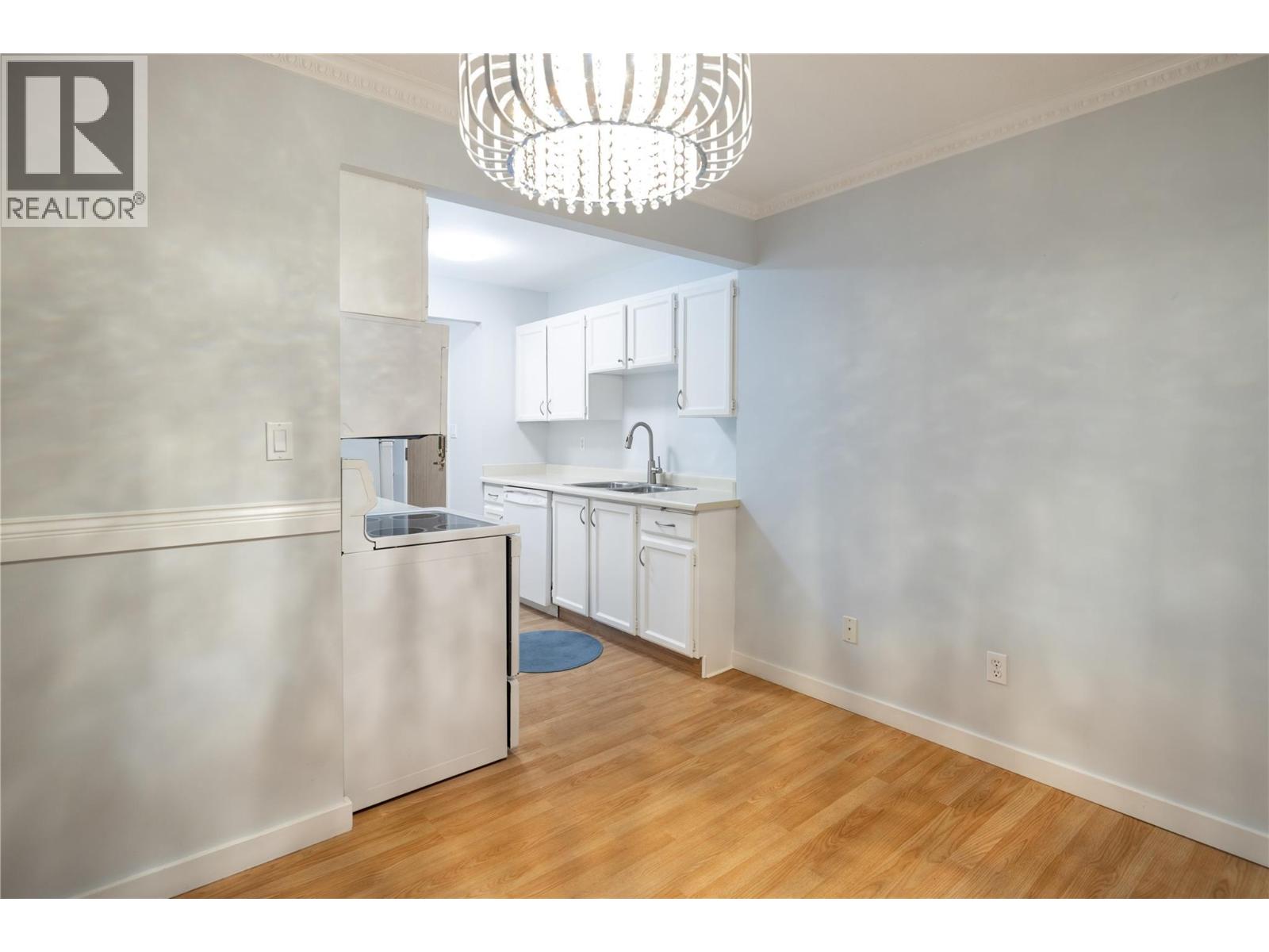 305 575 Sutherland Avenue, Kelowna