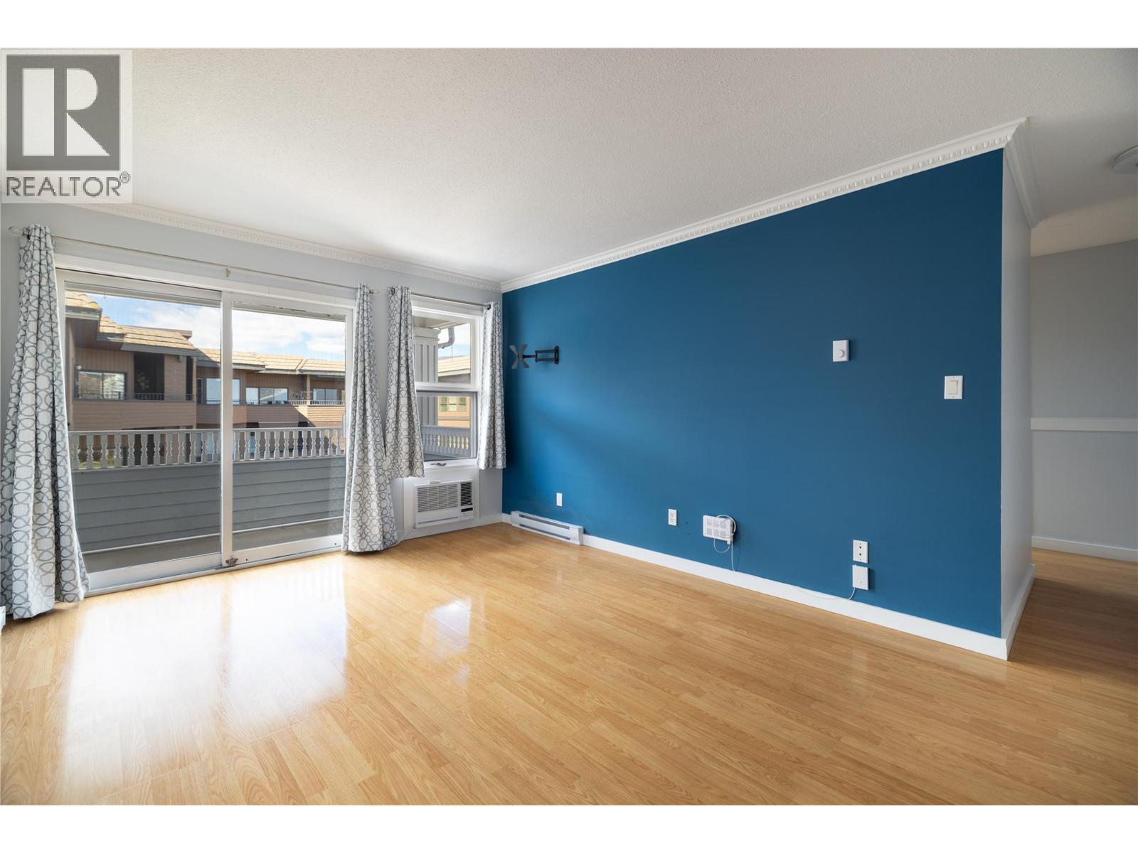 305 575 Sutherland Avenue, Kelowna