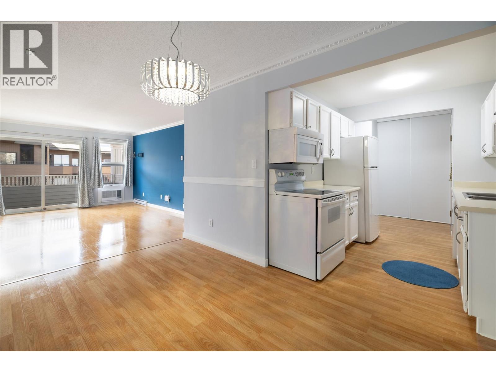 305 575 Sutherland Avenue, Kelowna