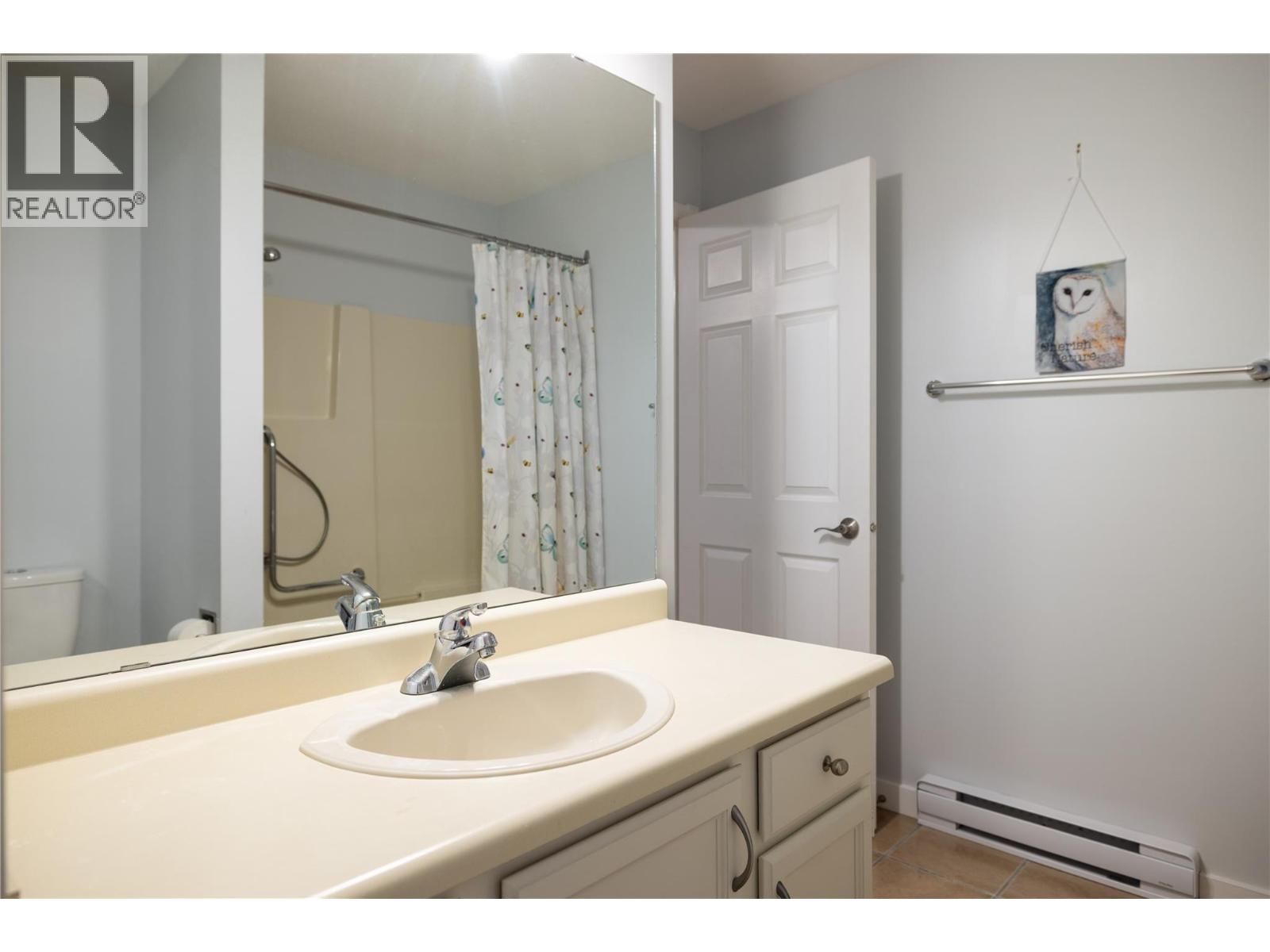 305 575 Sutherland Avenue, Kelowna