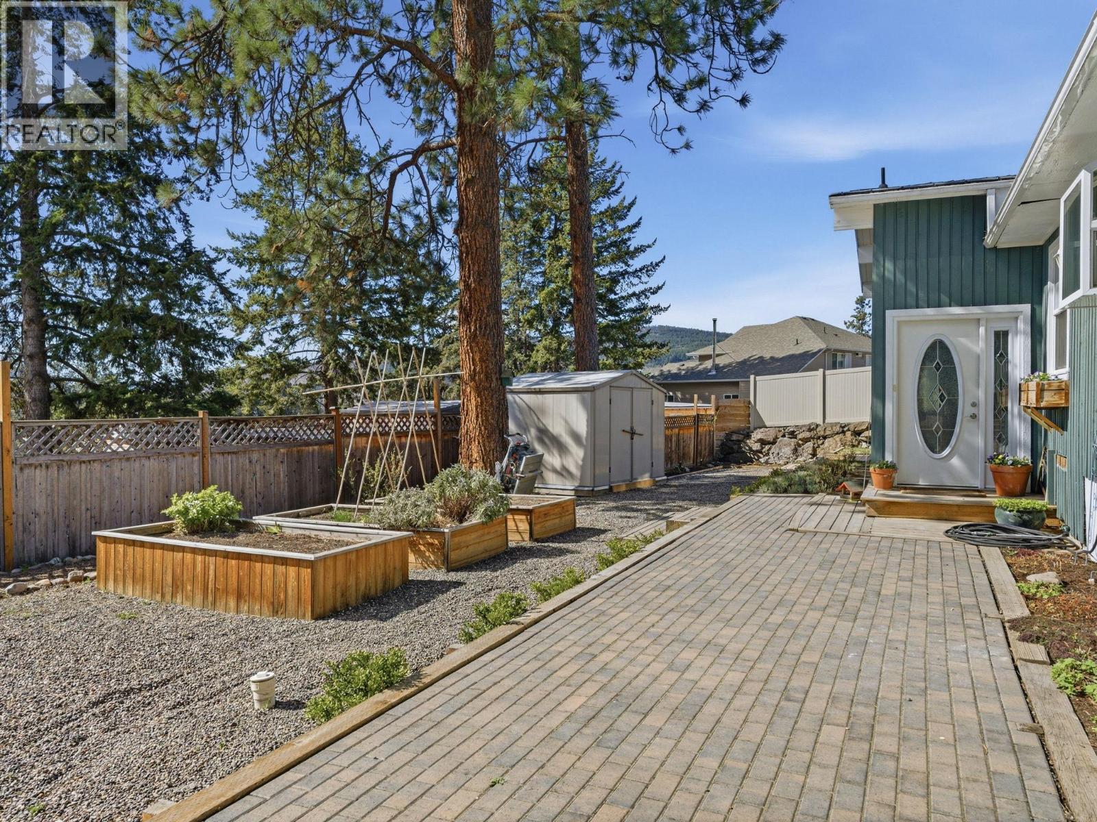 3090 Smith Creek Road, West Kelowna