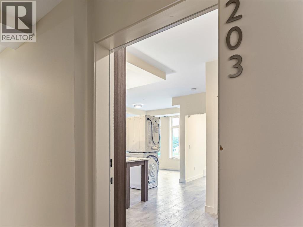 #1-30 1510 30 AVENUE SW - 34