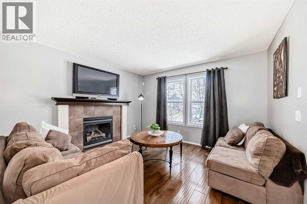 Single Family House for Sale in  covepark Rise NE Coventry Hills Calgary 