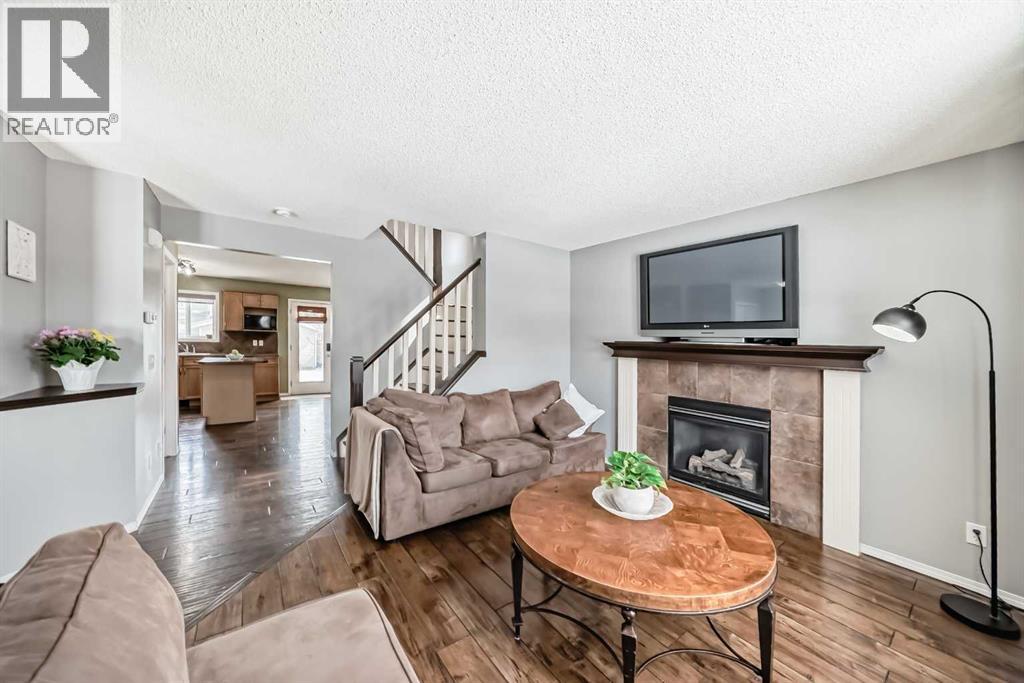 Single Family House for Sale in  covepark Rise NE Coventry Hills Calgary 