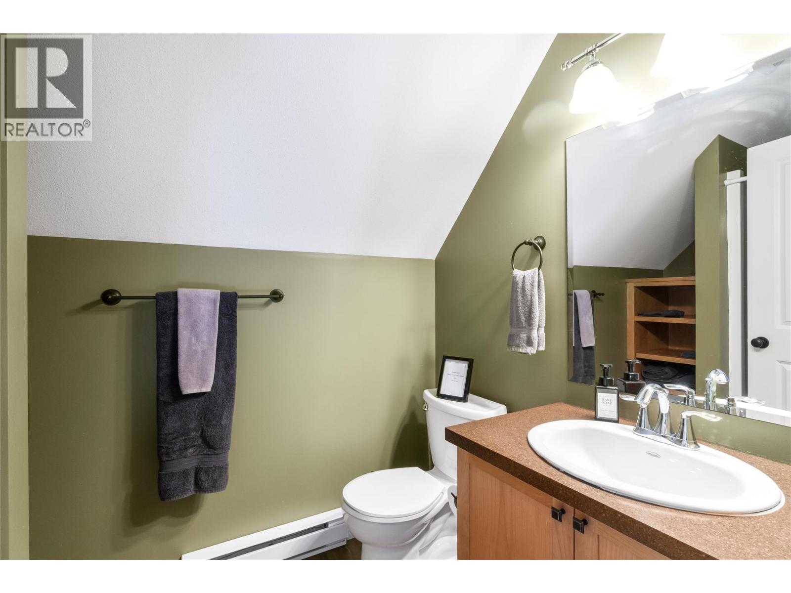 7577 Squilax Anglemont Road - 13
