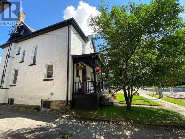 870 QUEENS AVENUE - 3
