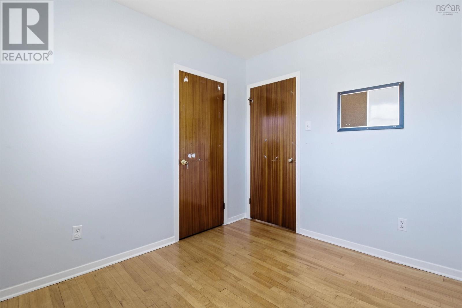 Property 21 of 42 of 145 Rosedale Avenue