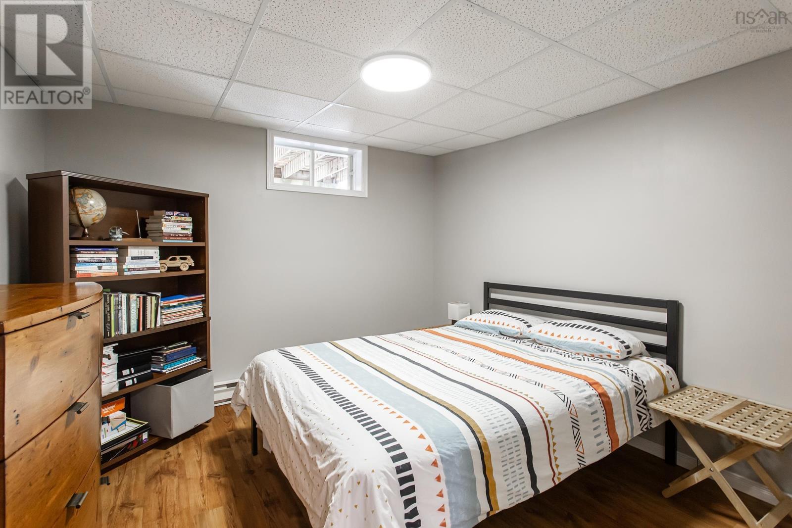 Property 31 of 33 of 557 McClair Avenue