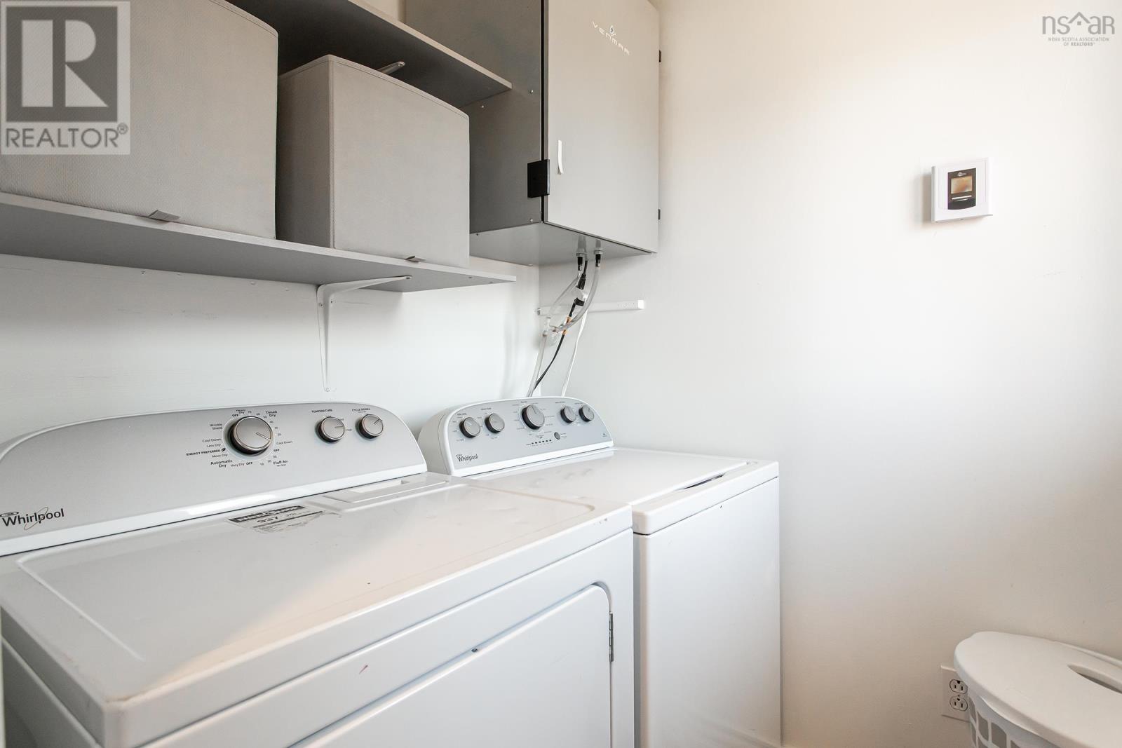 Property 25 of 33 of 557 McClair Avenue