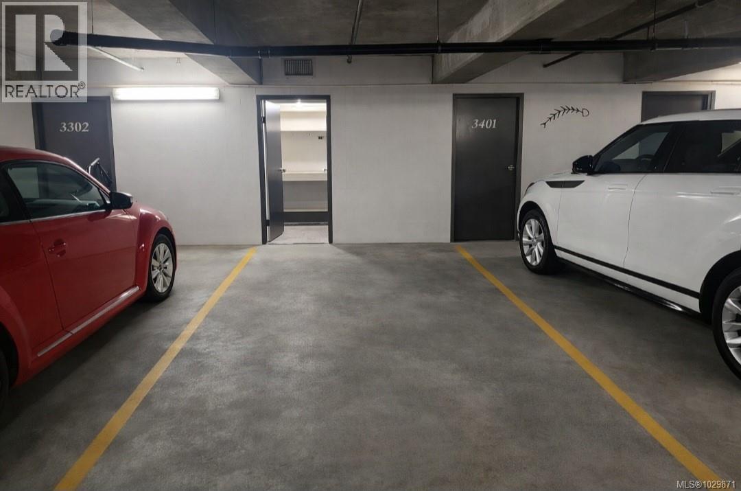 #3303 27 ISLAND HWY S - 42