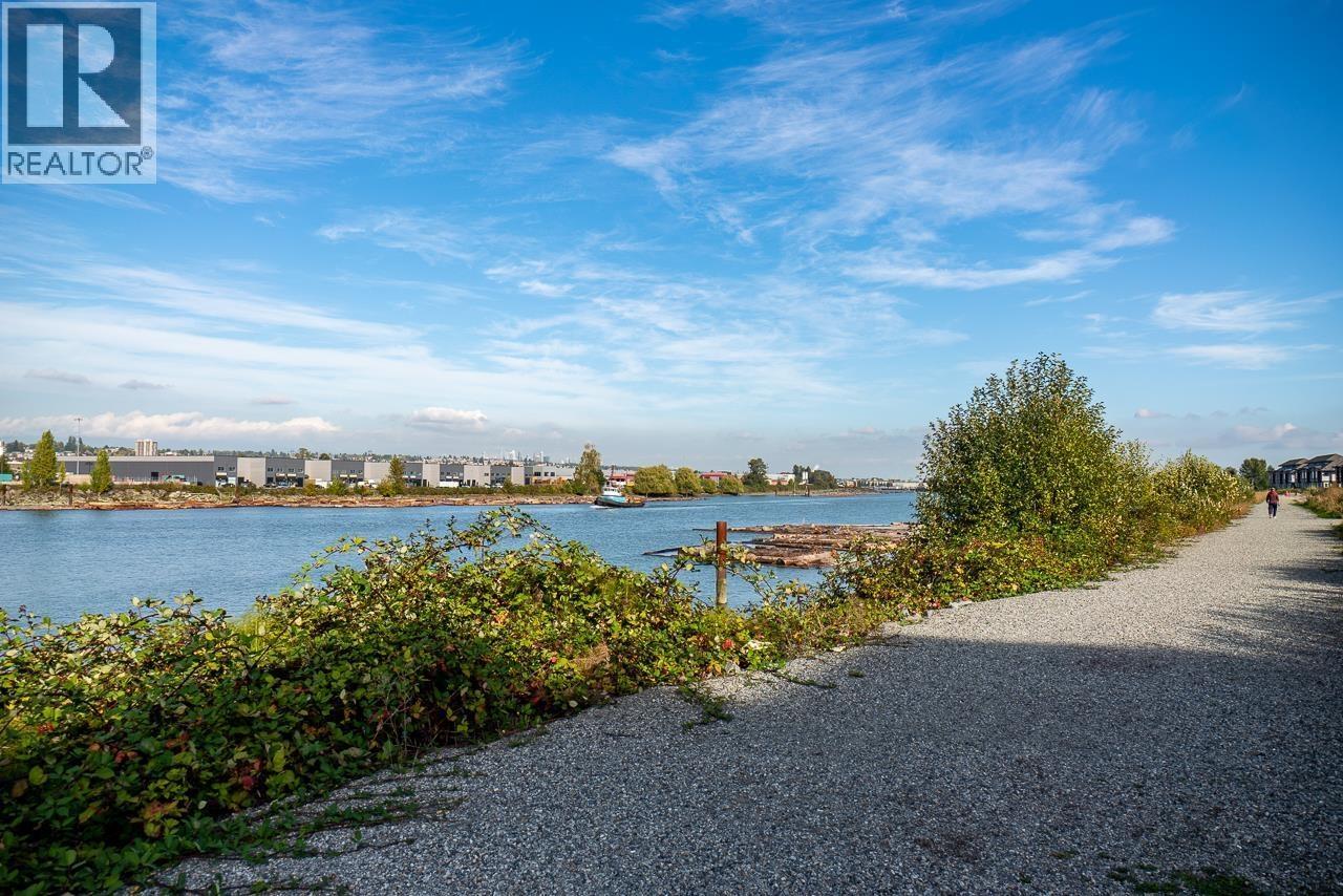 218 10177 RIVER DRIVE, Richmond