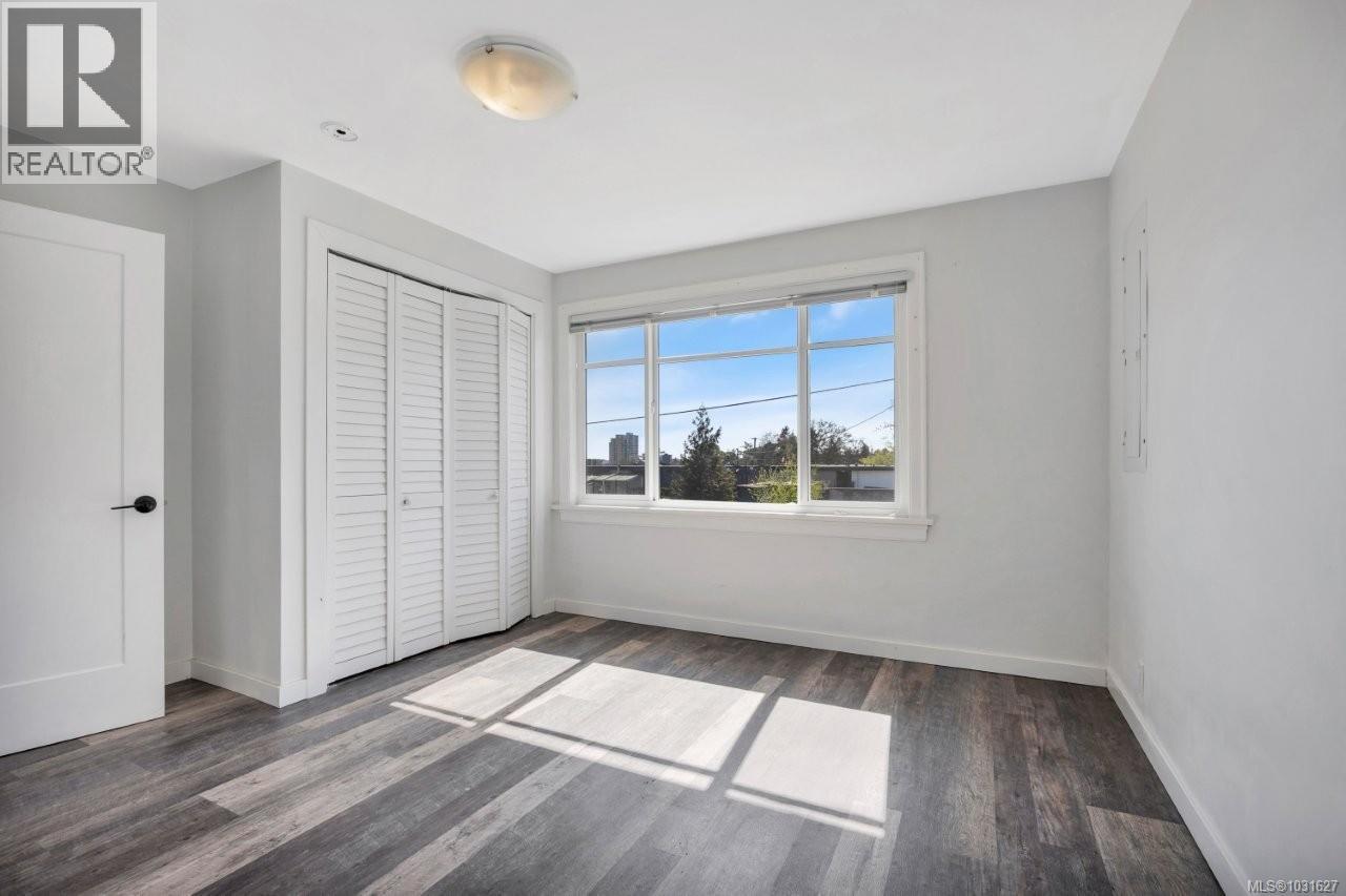 310 Mt. Benson St - 42