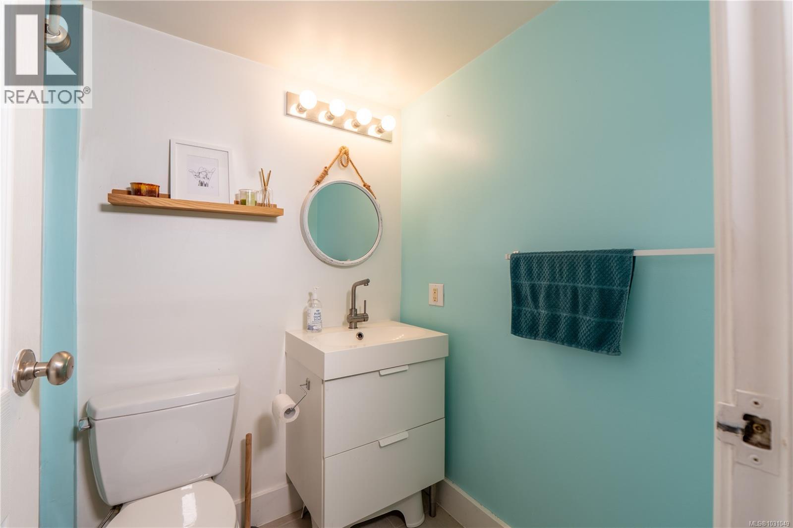 #107 250 HEMLOCK ST - 12