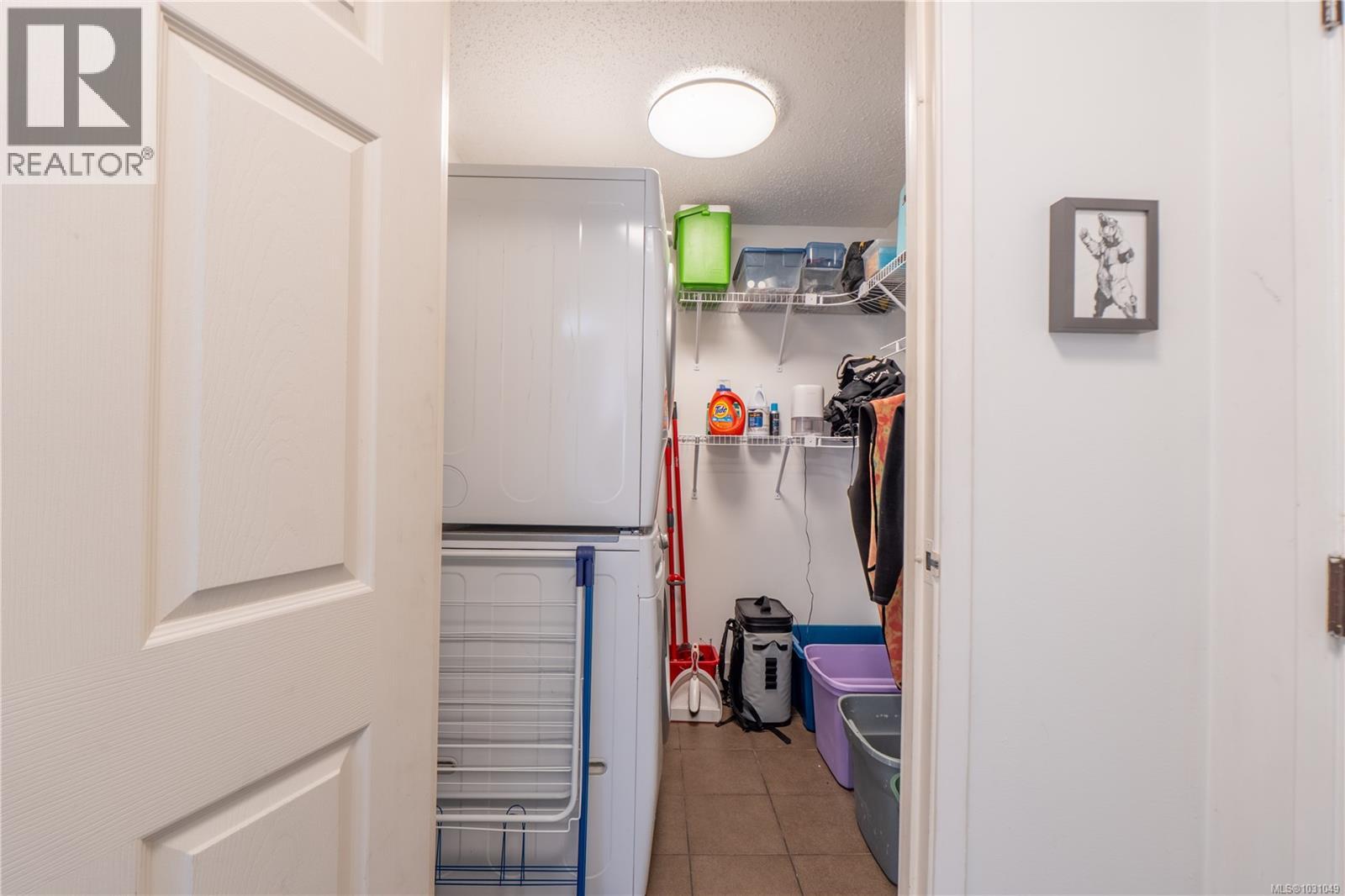 #107 250 HEMLOCK ST - 16