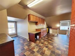 578 Mountain Avenue, Neepawa, MB R0J1H0 Photo 25