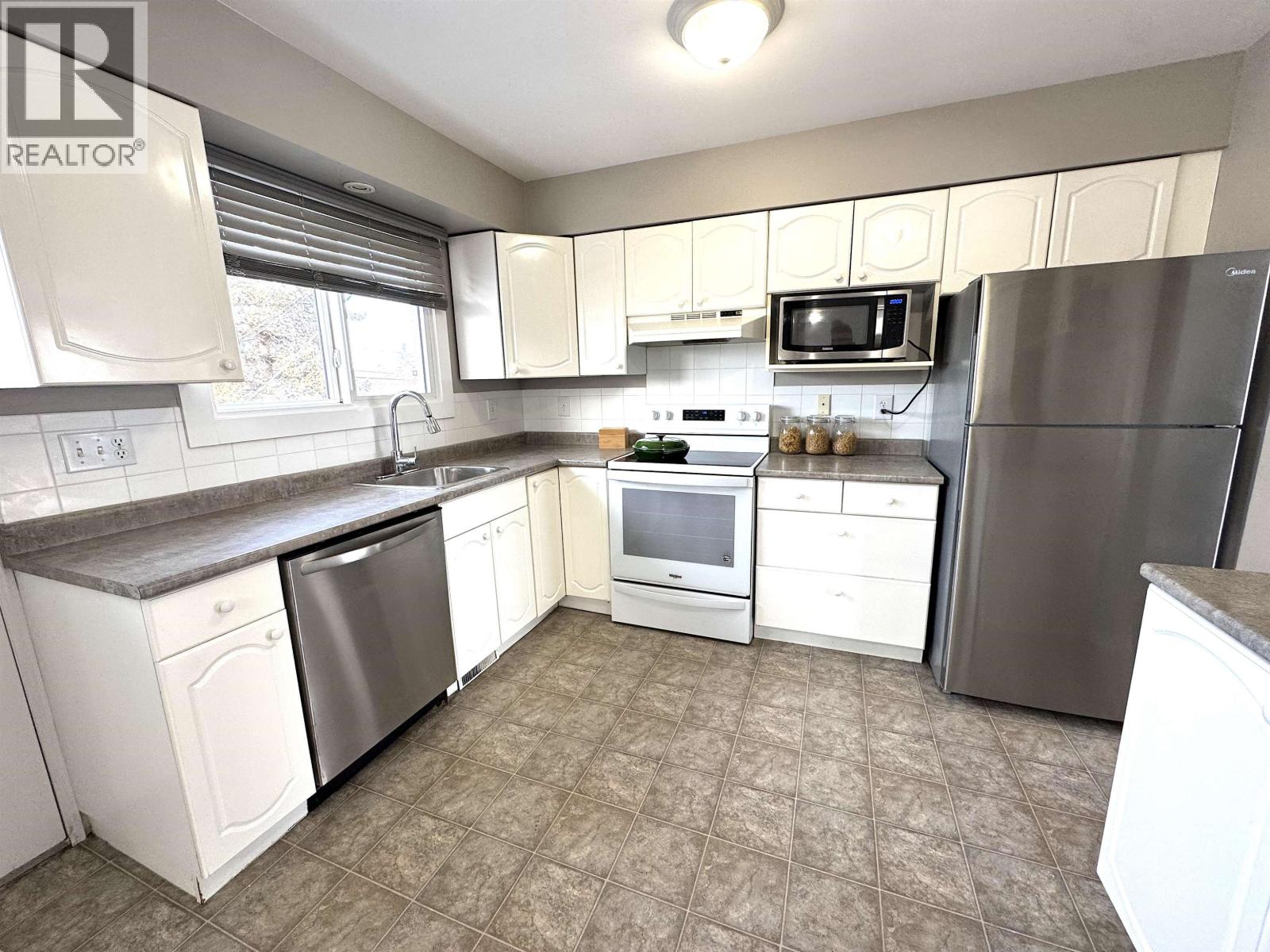 11224 92 STREET - 17