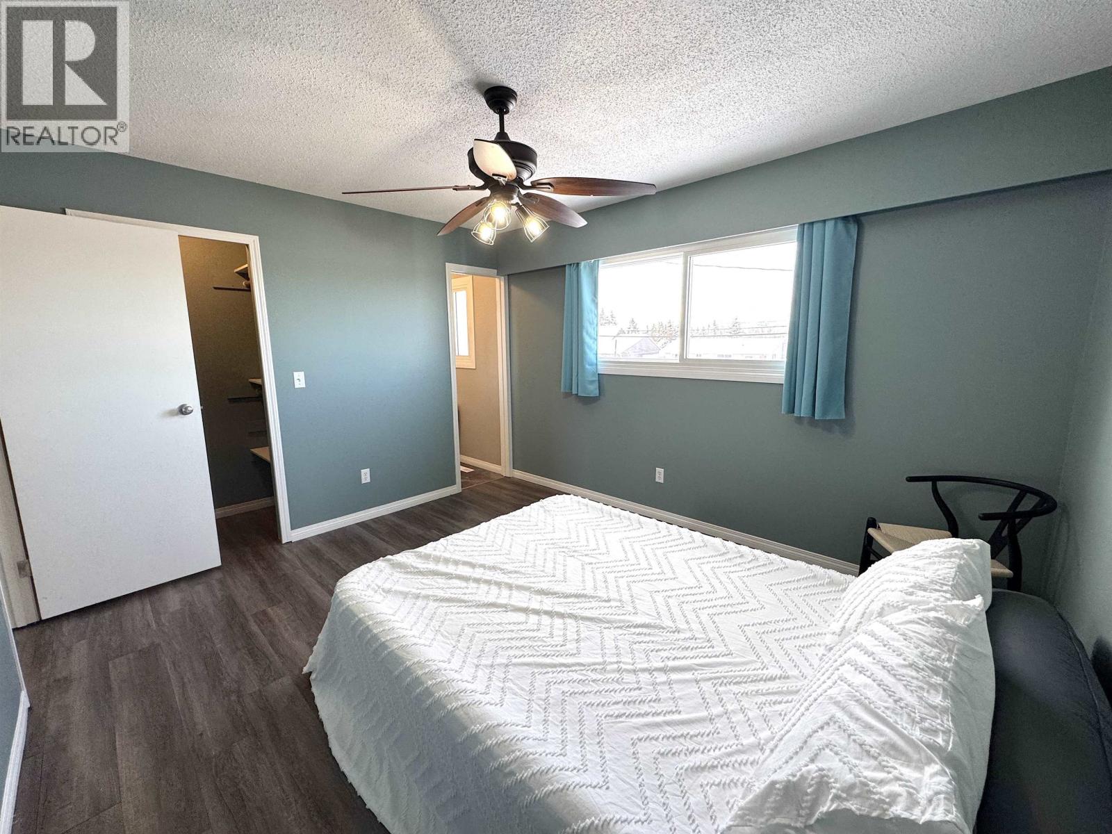 11224 92 STREET - 20