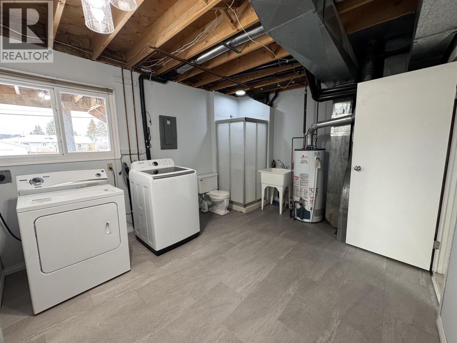 11224 92 STREET - 33