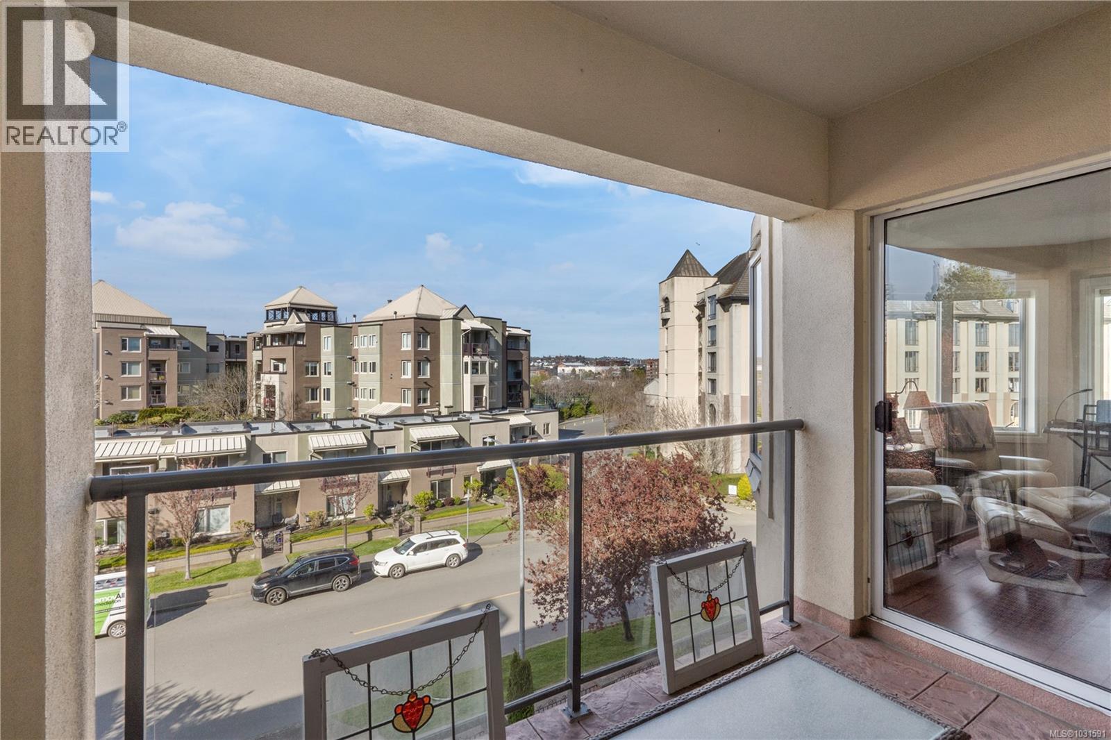 #409 50 SONGHEES RD - 26