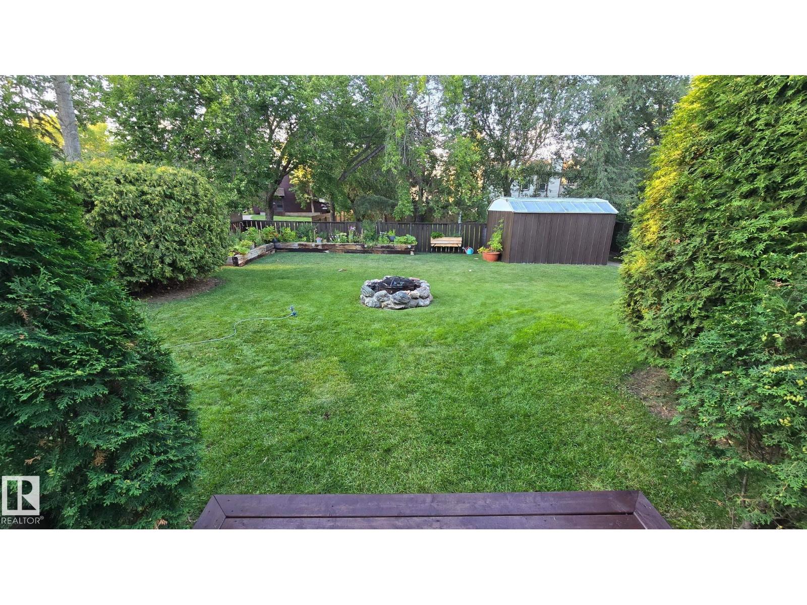 6118 37A AV NW, Edmonton