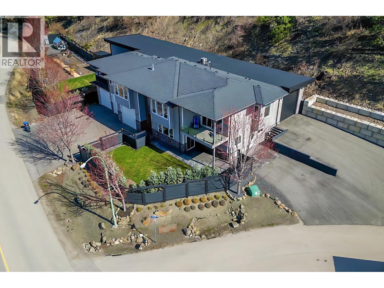 2875 SHAYLER ROAD - 24