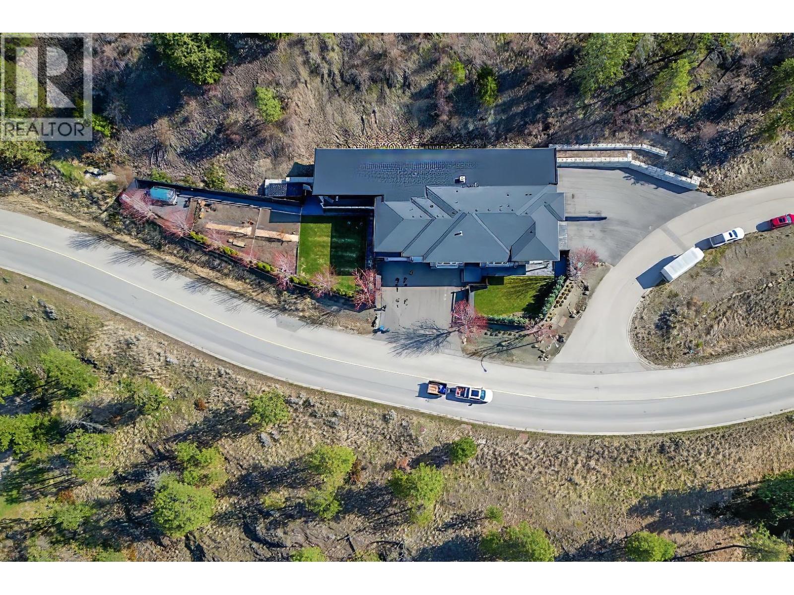 2875 SHAYLER ROAD - 18