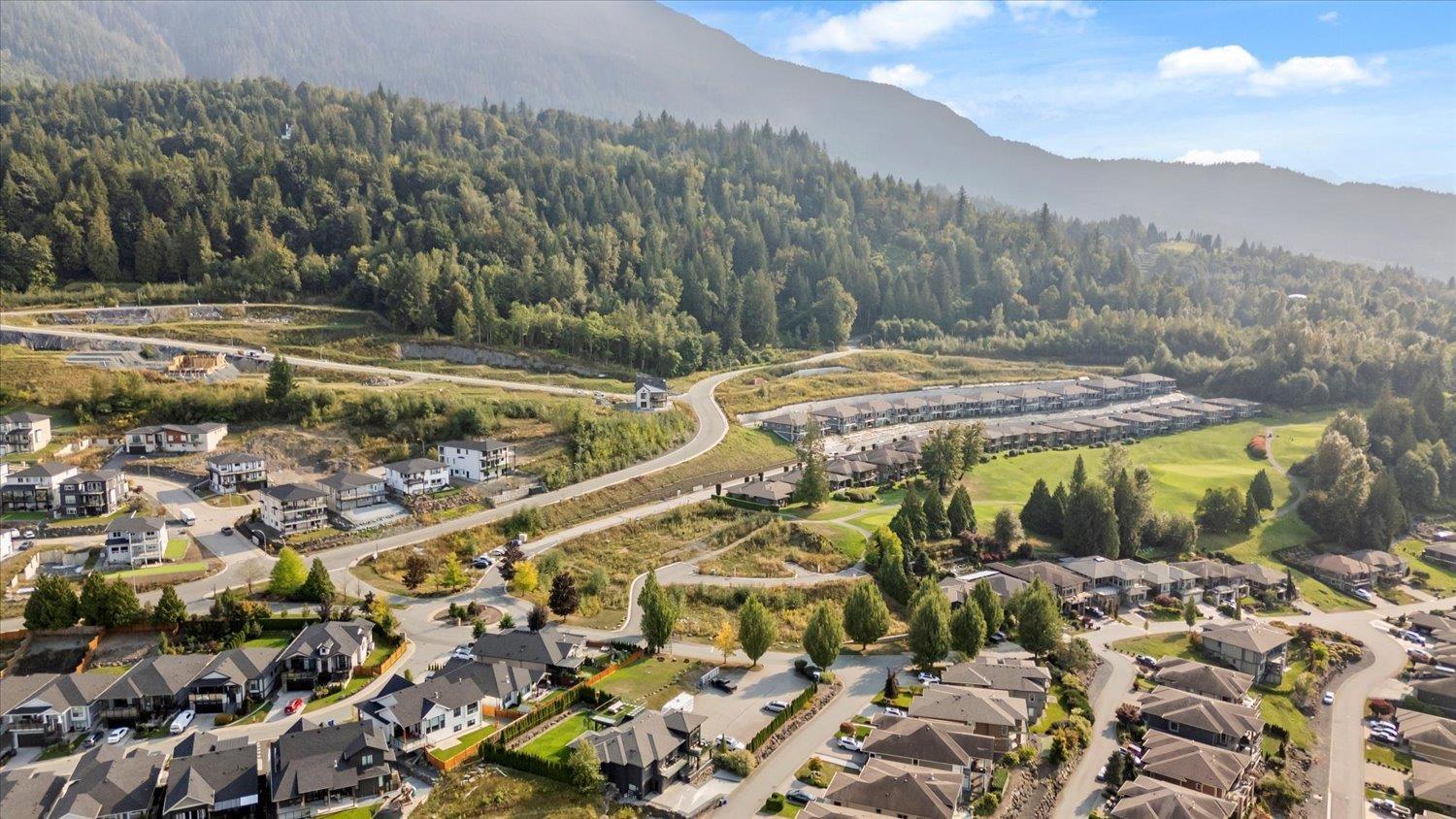 13 51076 FALLS COURT, Eastern Hillsides, Chilliwack