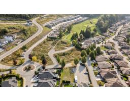 15 51076 Falls Court, Eastern Hillsides, Chilliwack, BC V4Z1K7 Photo 12