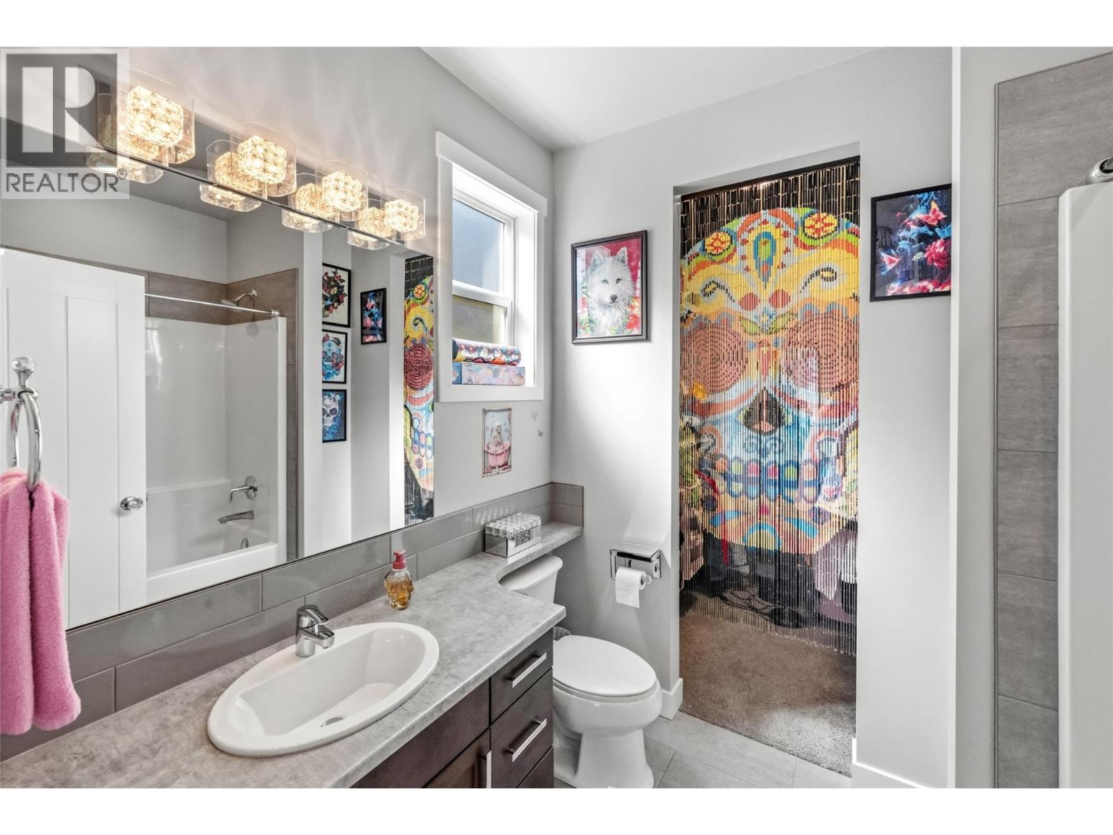  962 HOLDEN Road, Penticton